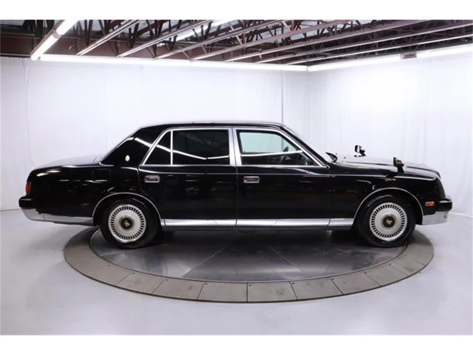 1997 Toyota Century 2nd Gen - Image 8 of 31