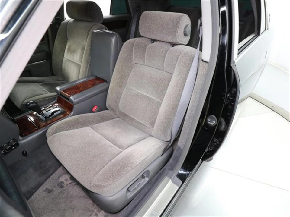 1997 Toyota Century 1st Gen - Image 17 of 31