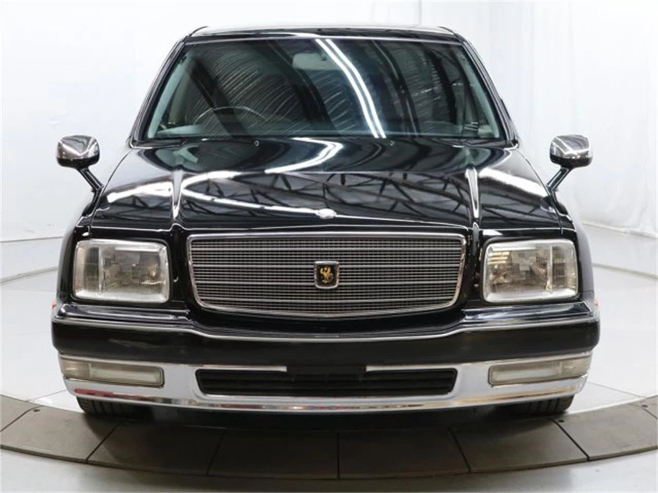 1997 Toyota Century 1st Gen - Image 3 of 31