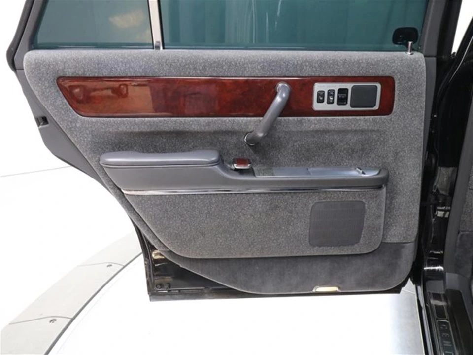 1997 Toyota Century 1st Gen - Image 20 of 31