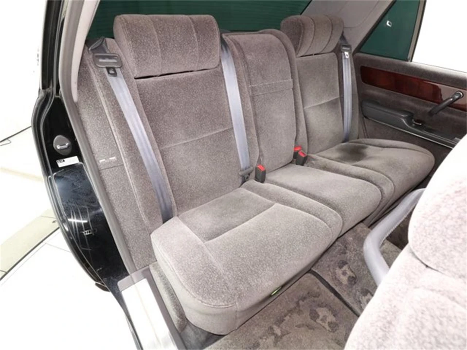 1997 Toyota Century 1st Gen - Image 18 of 31