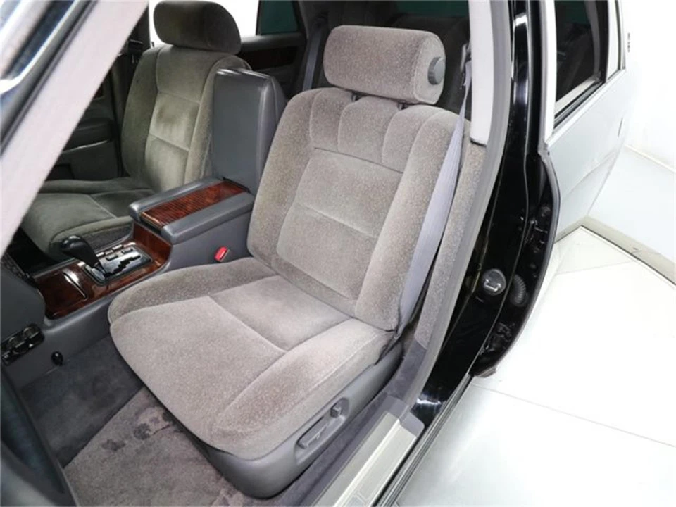 1997 Toyota Century 1st Gen - Image 17 of 31