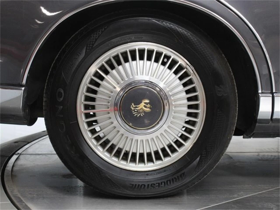 1997 Toyota Century 1st Gen - Image 31 of 31