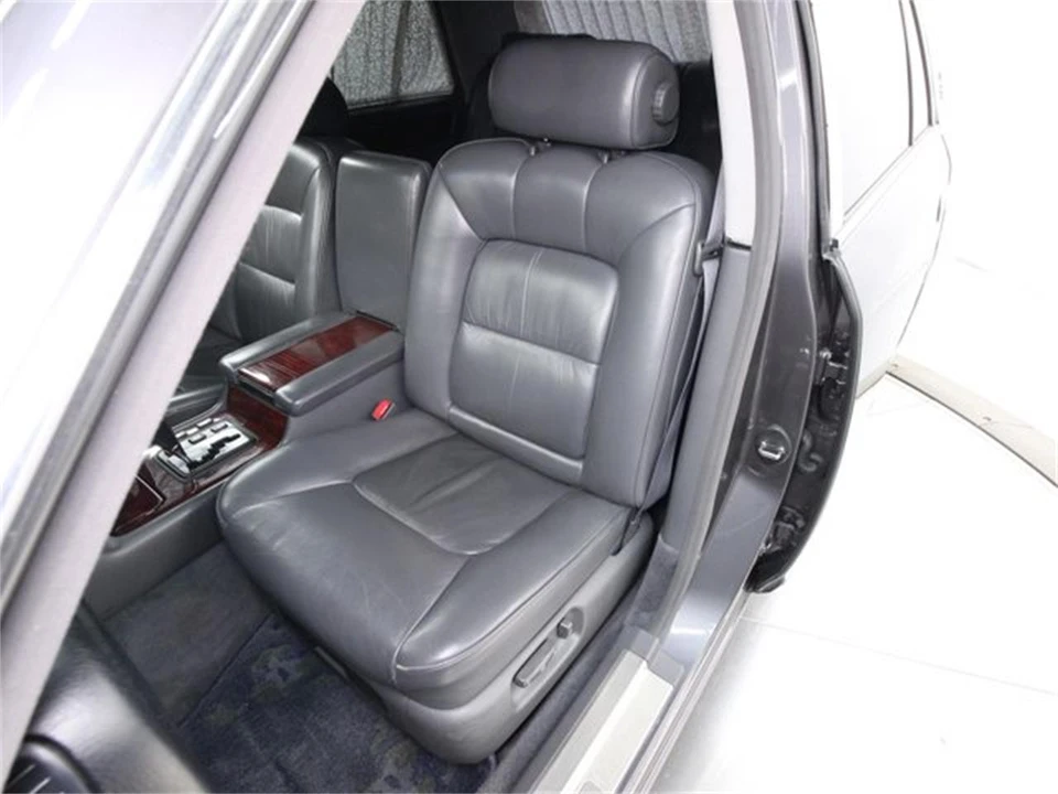 1997 Toyota Century 1st Gen - Image 17 of 31
