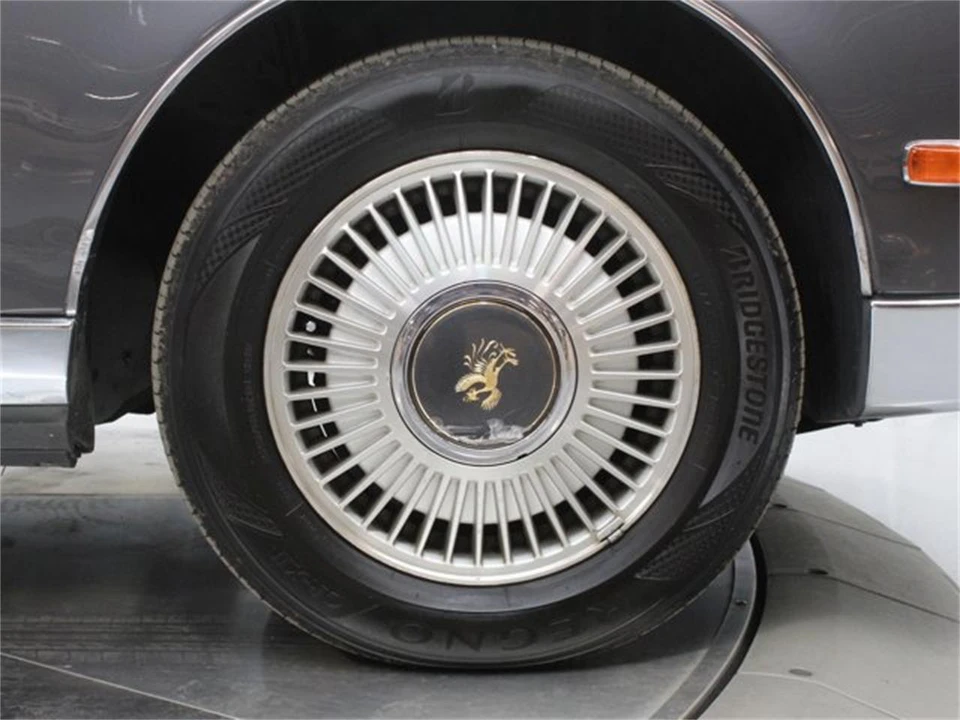1997 Toyota Century 1st Gen - Image 29 of 31