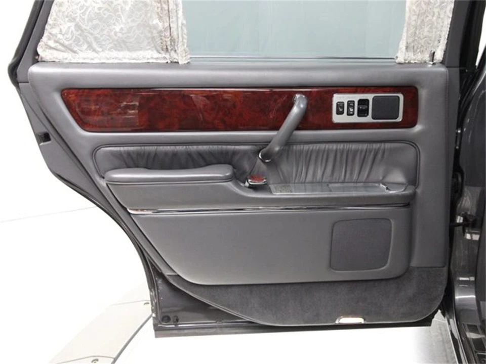 1997 Toyota Century 1st Gen - Image 20 of 31