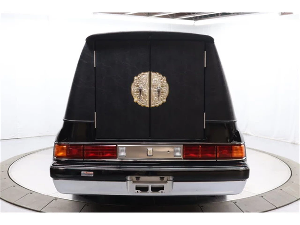 1997 Toyota Century 1st Gen - Image 6 of 31