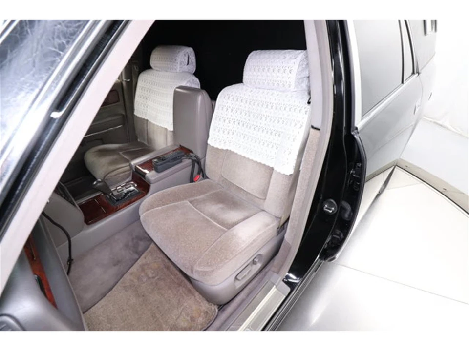 1997 Toyota Century 1st Gen - Image 18 of 31