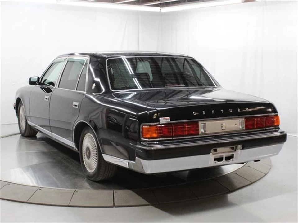 1997 Toyota Century 1st Gen - Image 5 of 31