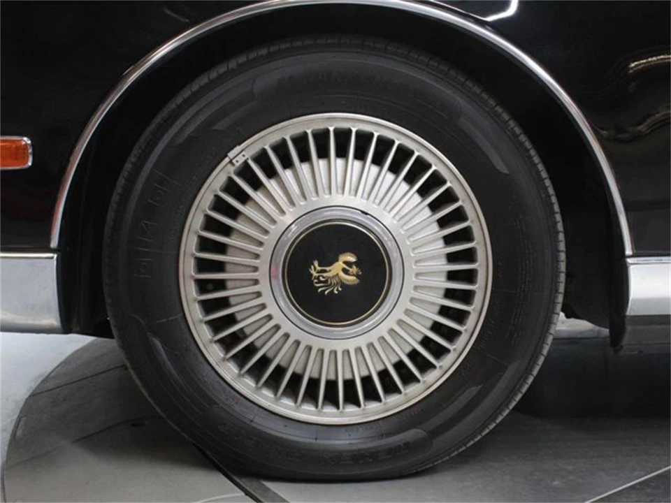 1997 Toyota Century 1st Gen - Image 30 of 31