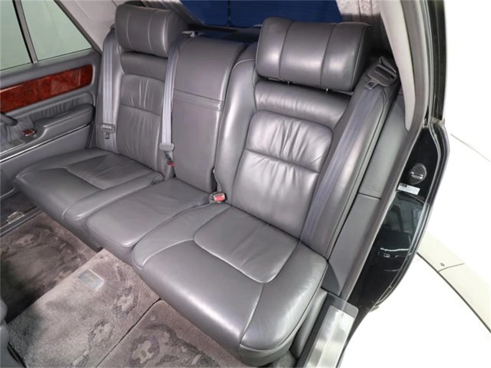 1997 Toyota Century 1st Gen - Image 19 of 31