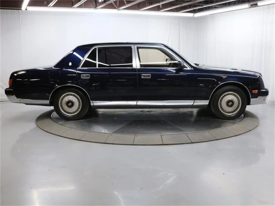 1997 Toyota Century 2nd Gen - Image 8 of 31