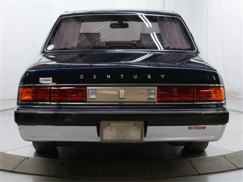 1997 Toyota Century 1st Gen - Image 6 of 31
