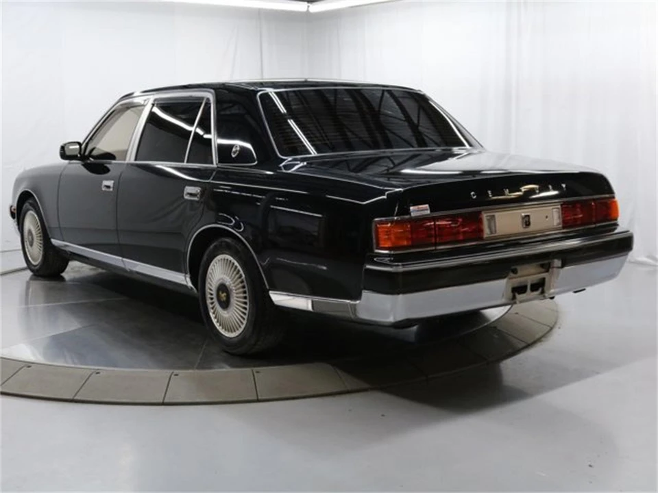 1997 Toyota Century 1st Gen - Image 5 of 31