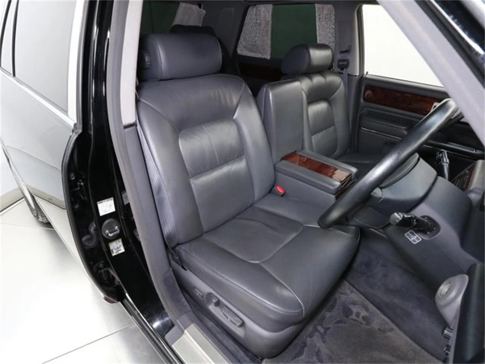 1997 Toyota Century 1st Gen - Image 15 of 31