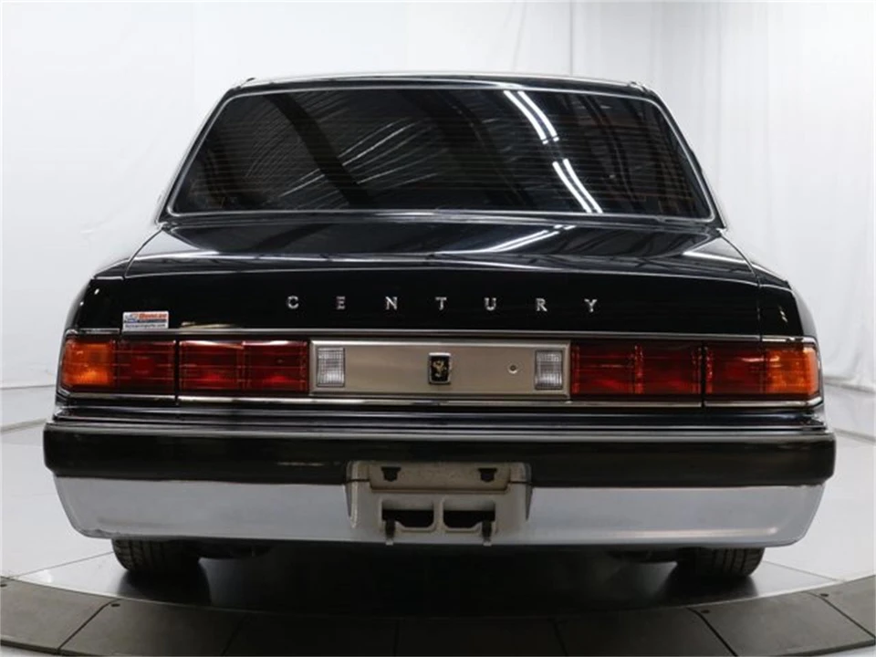 1997 Toyota Century 1st Gen - Image 6 of 31