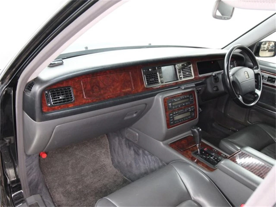 1997 Toyota Century 1st Gen - Image 15 of 31