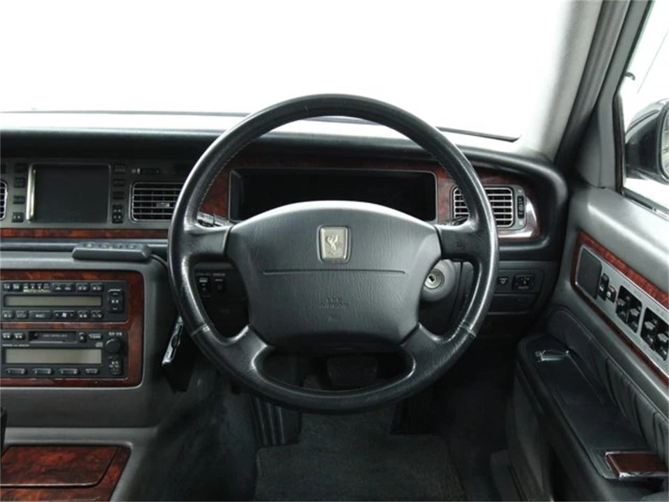 1997 Toyota Century 1st Gen - Image 10 of 31
