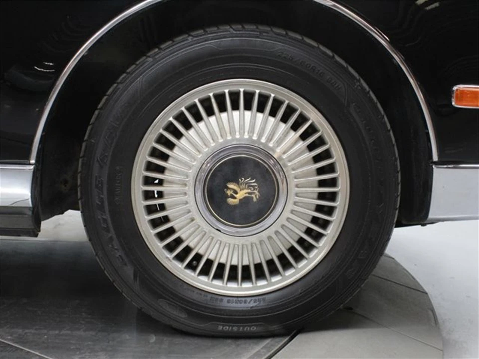 1997 Toyota Century 1st Gen - Image 29 of 31