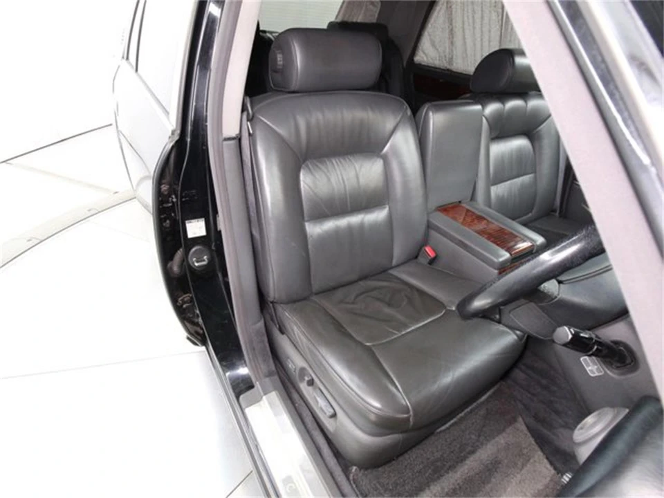 1997 Toyota Century 1st Gen - Image 16 of 31