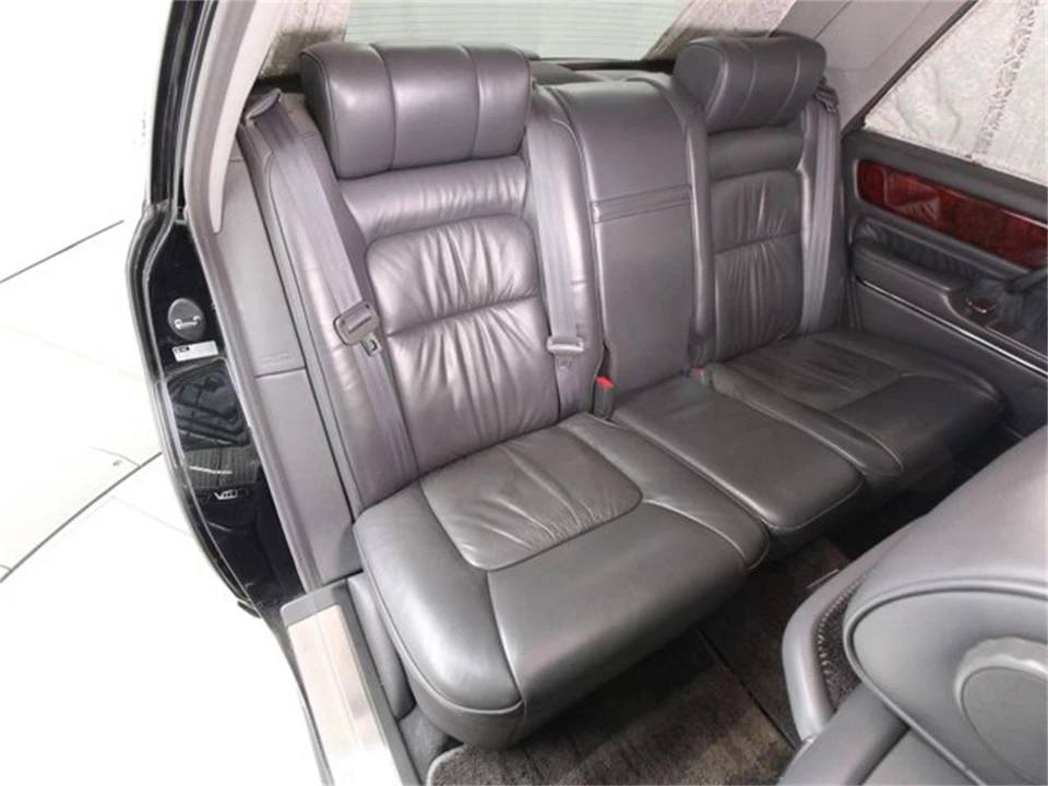1997 Toyota Century 1st Gen - Image 18 of 31