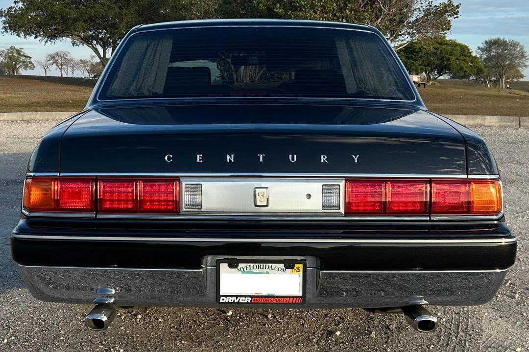 1997 Toyota Century 2nd Gen - Image 5 of 31