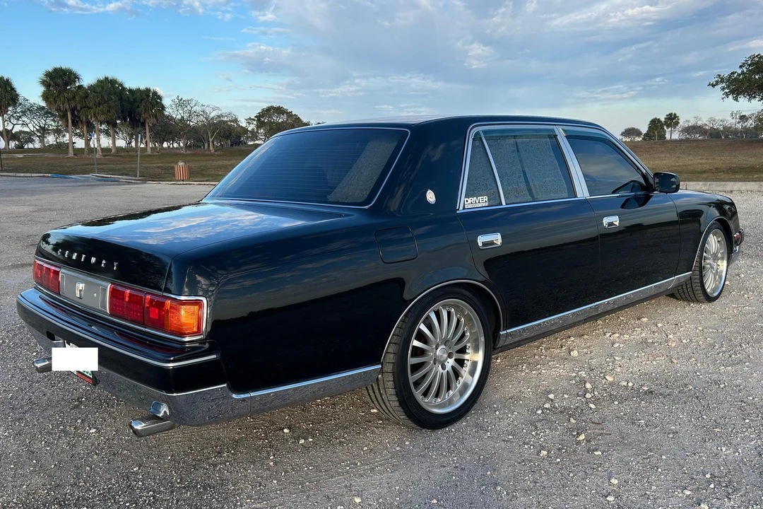 1997 Toyota Century 2nd Gen - Image 4 of 31