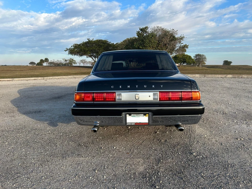 1997 Toyota Century 2nd Gen - Image 11 of 31
