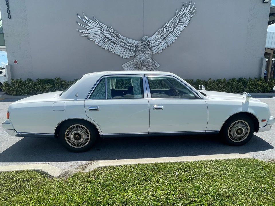 1997 Toyota Century 2nd Gen - Image 12 of 31