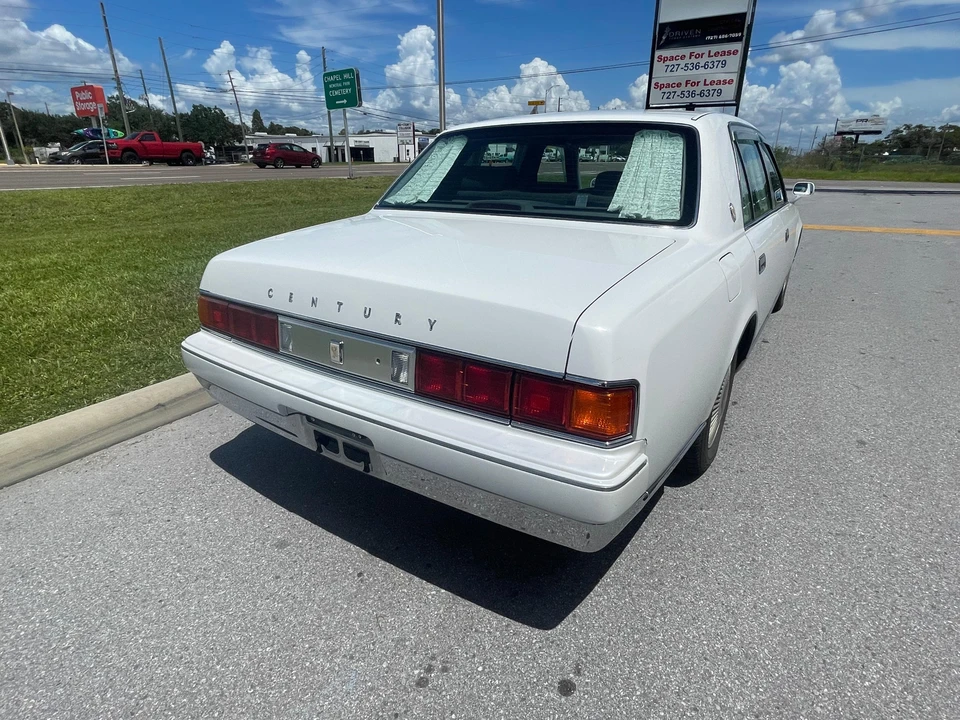 1997 Toyota Century 2nd Gen - Image 10 of 31