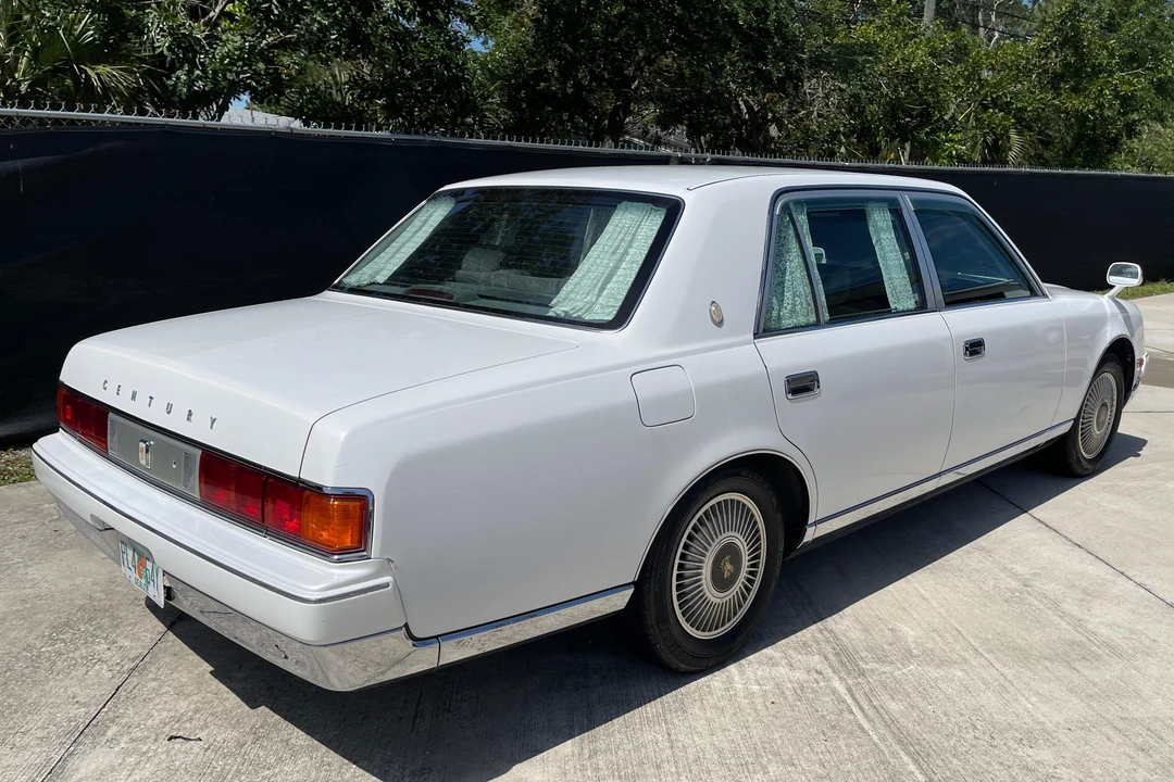 1997 Toyota Century 2nd Gen - Image 4 of 31