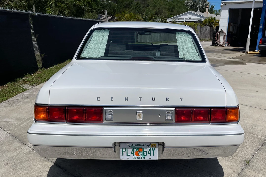 1997 Toyota Century 2nd Gen - Image 5 of 31