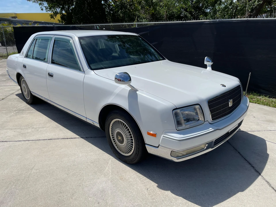 1997 Toyota Century 2nd Gen - Image 14 of 31