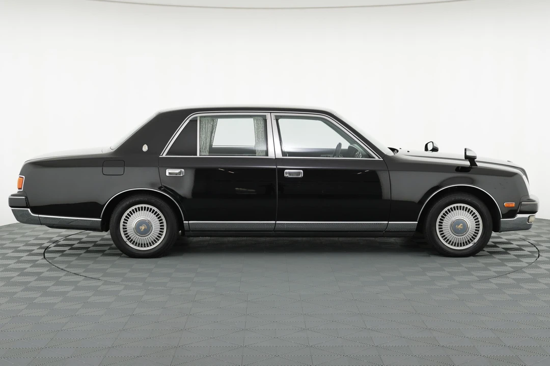 1997 Toyota Century 2nd Gen - Image 3 of 31