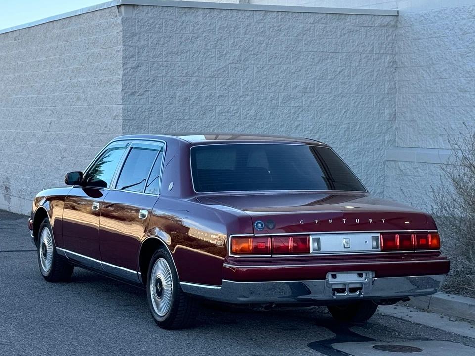 1997 Toyota Century 2nd Gen - Image 13 of 31