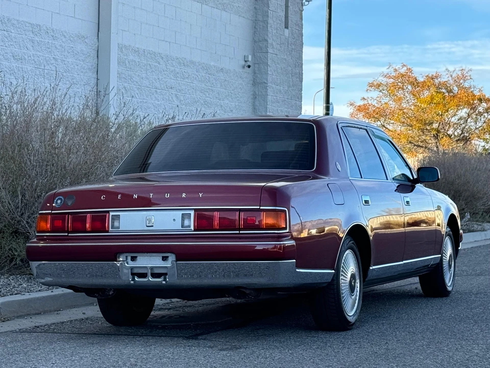 1997 Toyota Century 2nd Gen - Image 17 of 31