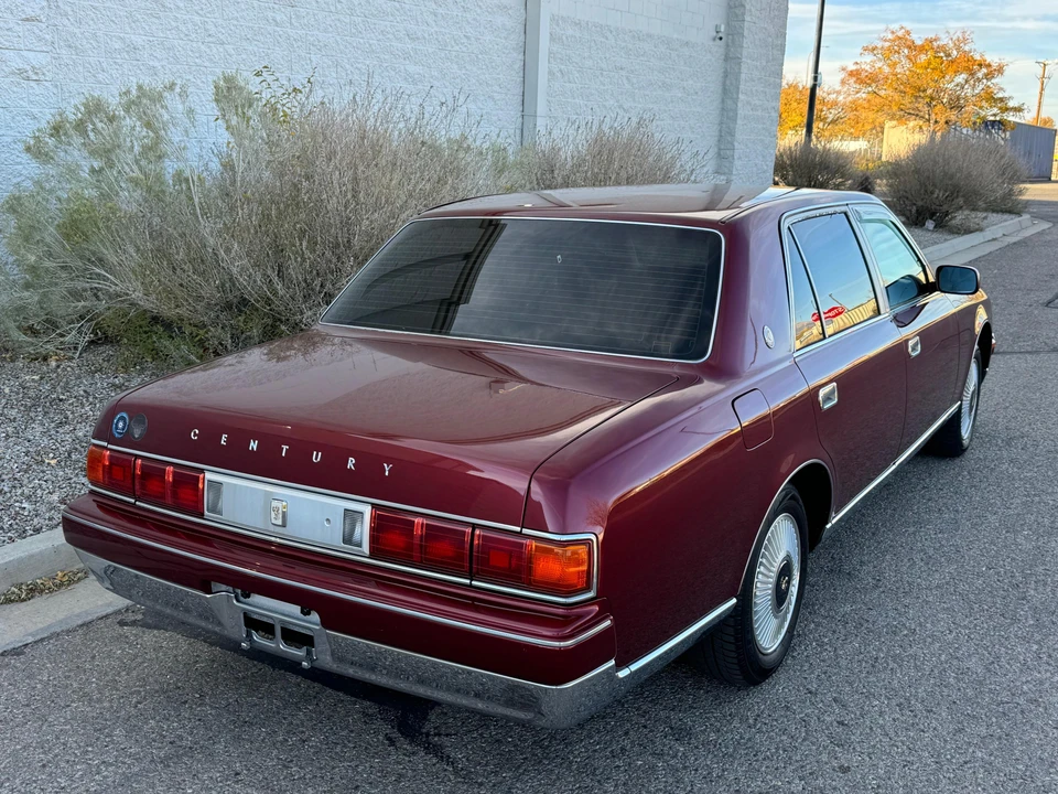 1997 Toyota Century 2nd Gen - Image 19 of 31