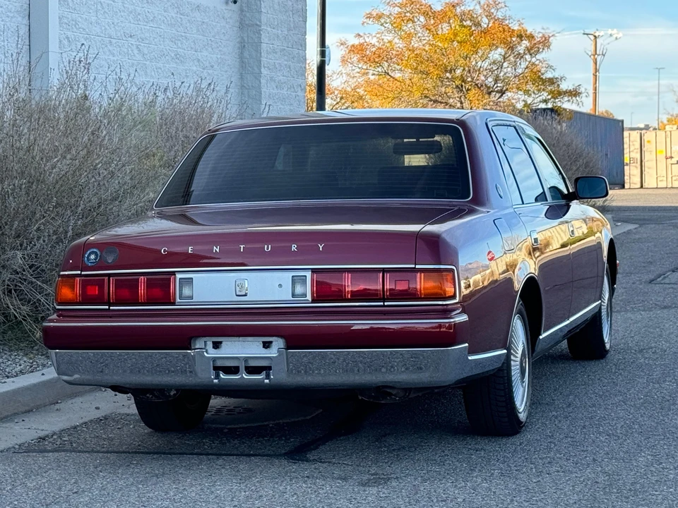 1997 Toyota Century 2nd Gen - Image 16 of 31