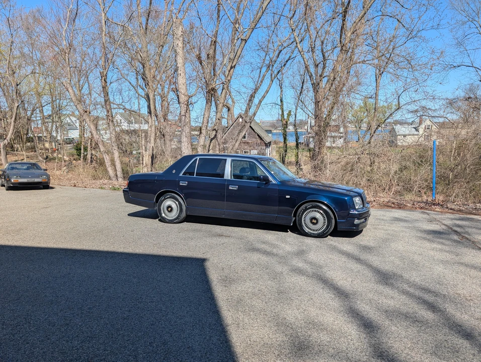 1997 Toyota Century 1st Gen - Image 21 of 31