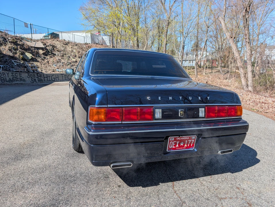 1997 Toyota Century 1st Gen - Image 14 of 31
