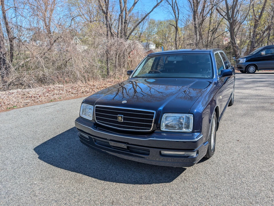 1997 Toyota Century 1st Gen - Image 9 of 31