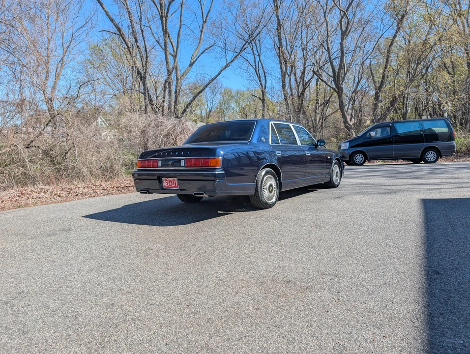 1997 Toyota Century 1st Gen - Image 18 of 31