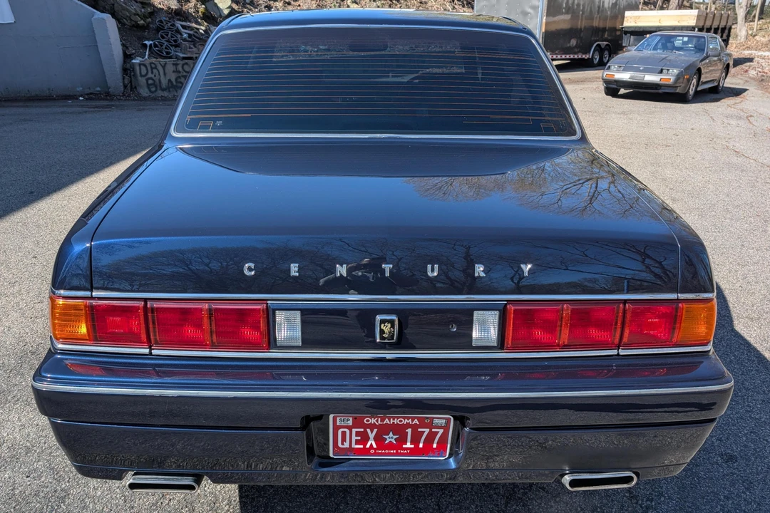 1997 Toyota Century 1st Gen - Image 5 of 31