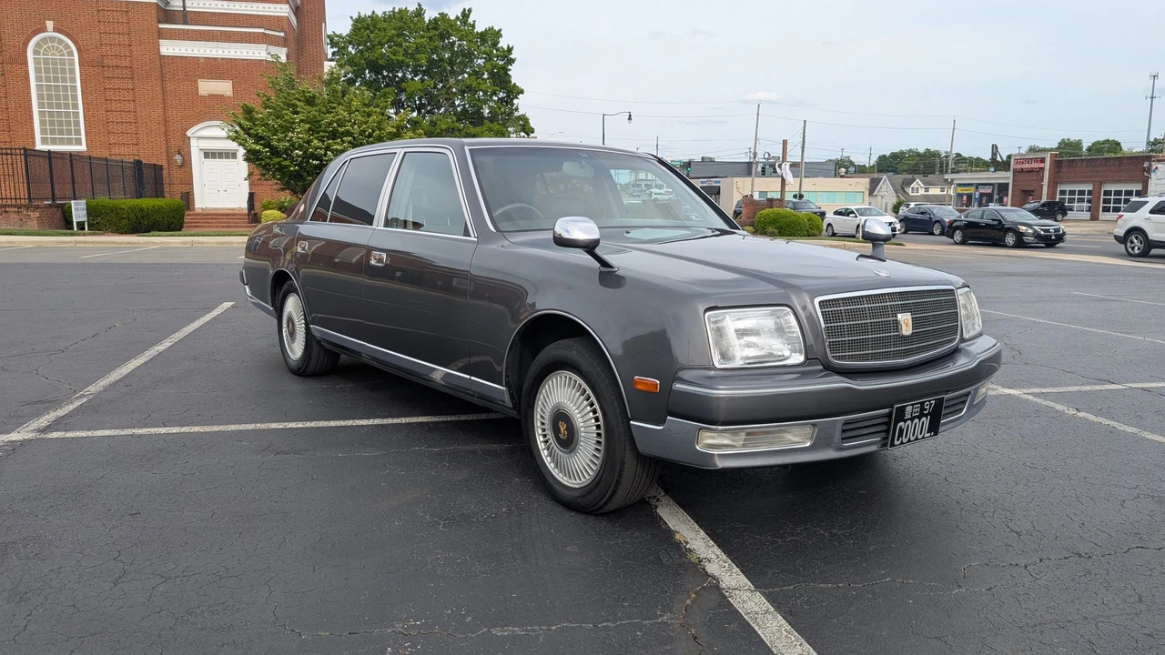 1997 Toyota Century - Image 6 of 31
