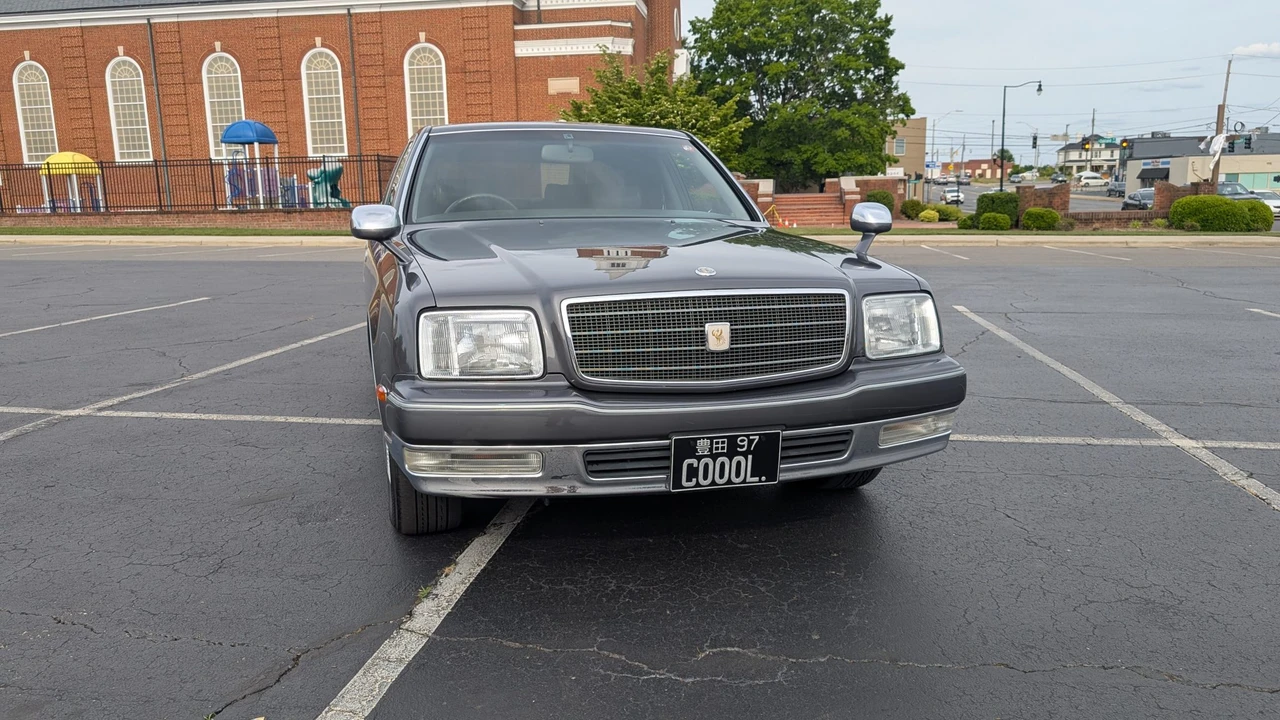 1997 Toyota Century - Image 5 of 31
