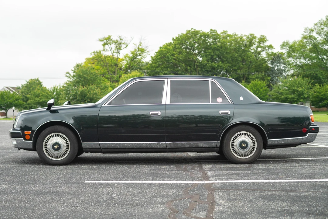 1997 Toyota Century 2nd Gen - Image 3 of 31