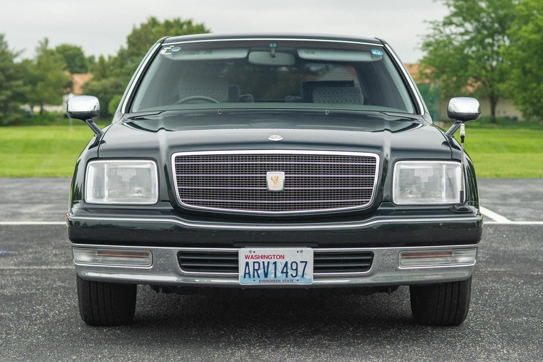 1997 Toyota Century 2nd Gen - Image 2 of 31