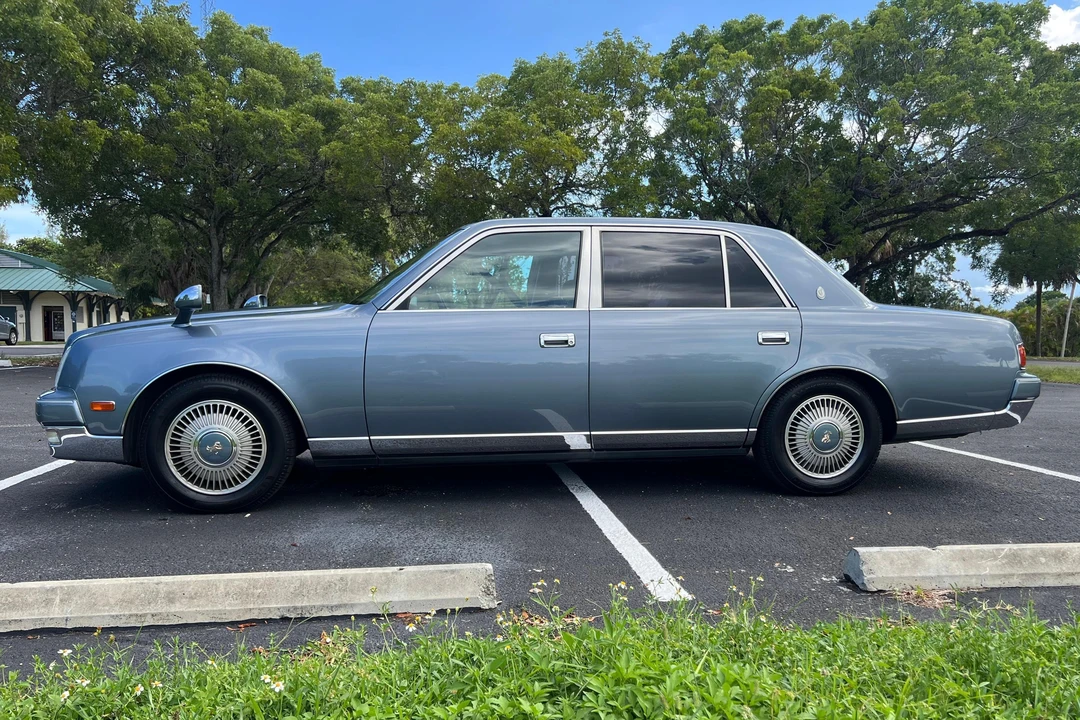 1997 Toyota Century 2nd Gen - Image 3 of 31