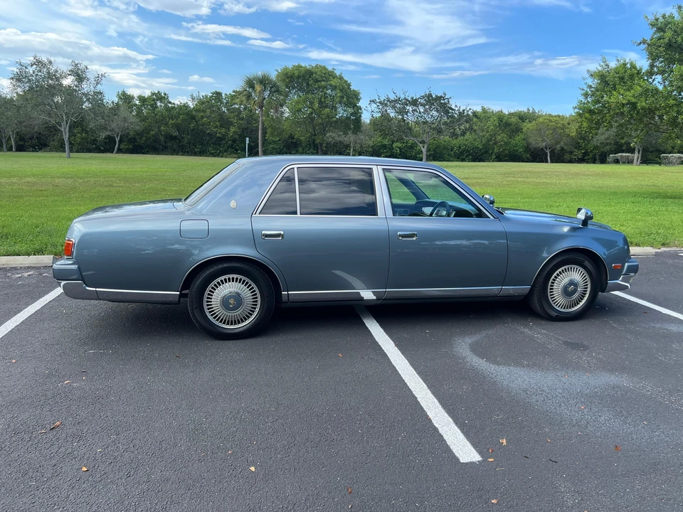 1997 Toyota Century 2nd Gen - Image 11 of 31