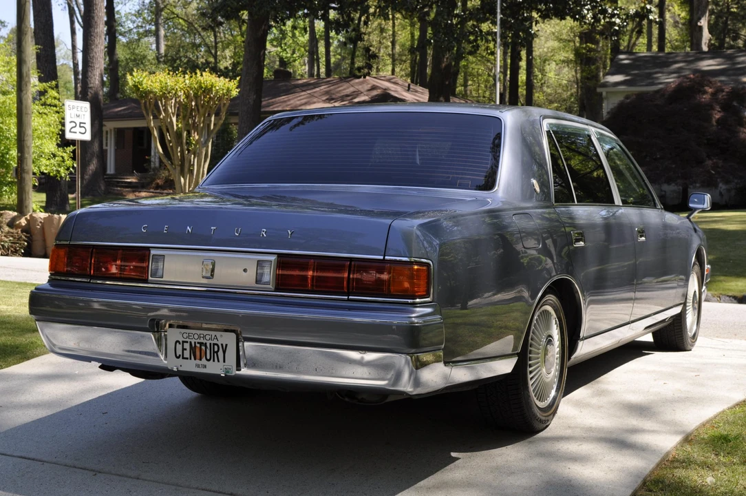 1997 Toyota Century 2nd Gen - Image 13 of 21